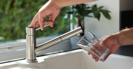 Σοκαριστική Έρευνα: Το Πόσιμο Νερό Μπορεί Να Απειλήσει Τα Νεογέννητα!