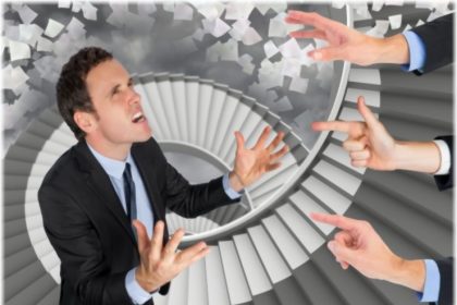 «Η Τεχνητή Νοημοσύνη: Η Άγνωστη Απειλή που Μπορεί να Καταστρέψει Ολόκληρες Εταιρείες!»