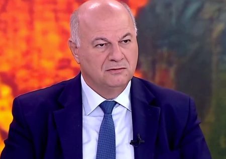 «Τσιάρας Αποκαλύπτει: Πέντε Επείγοντα Μέτρα για τους Αγρότες – Μην Χάσετε την Πρόκληση για Διάλογο!»