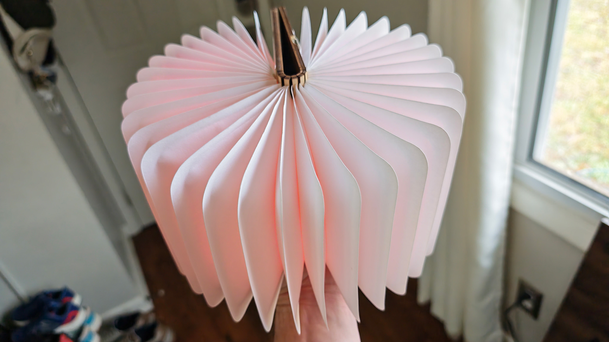 Η πρόσκληση CES της Motorola κραυγάζει ότι ένα Moto-Fold θα μπορούσε να είναι στα σκαριά Η Motorola θα μπορούσε να πειράξει το επόμενο Moto Fold της