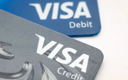 «Ανακαλύψτε τον Επαναστατικό Τρόπο Αγορών Online που Φέρνει η Visa – Δεν θα το Πιστεύετε!»