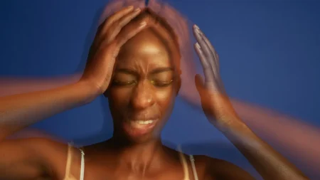 Τι συμβαίνει στο σώμα σας κατά τη διάρκεια μιας κρίσης πανικού;