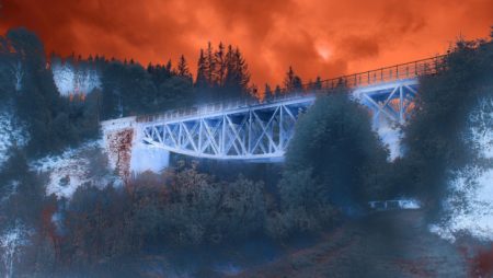 «Απίστευτες Κλιματικές Ανατροπές στην Ευρώπη: Καύσωνες και Πλημμύρες που Έκαναν το 2025 Αξεπέραστο!»