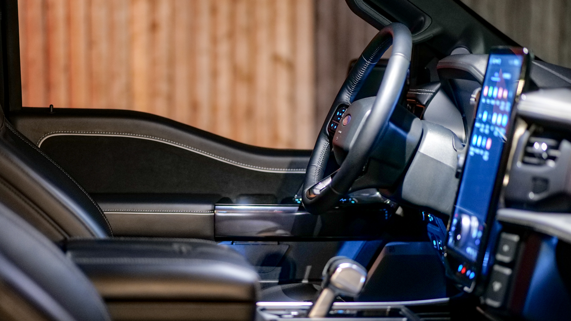 Δοκίμασα το Ford F-150 Lightning για μια εβδομάδα – Αυτό το αμιγώς ηλεκτρικό pickup θα σας αφήσει άφωνους! Δοκιμαστική κίνηση Ford F-150 Lightning 2025.