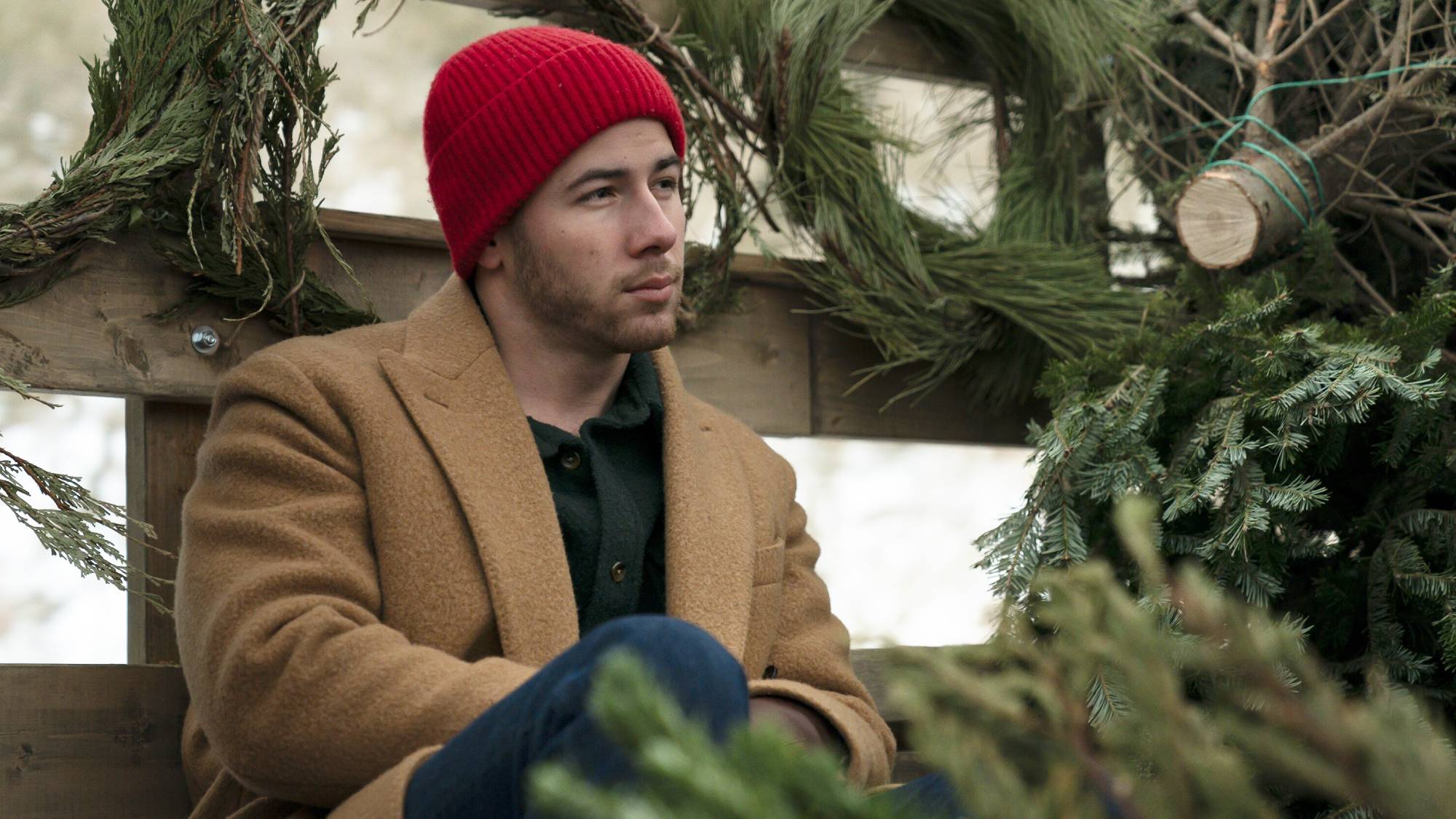 Ανακαλύψτε την ΑΠΟΚΛΕΙΣΤΙΚΗ χριστουγεννιάτικη ταινία του 2025 που έκανε το Rotten Tomatoes να τρελαθεί — με 92% και εκπλήσσει τους πάντες! Ο Nick Jonas ως Nick in "Μια χριστουγεννιάτικη ταινία πολύ Jonas"