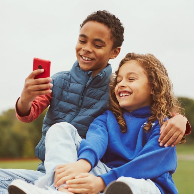 XploraOne από την HMD: Το νέο υβριδικό τηλέφωνο για παιδιά XPloraOne, XploraOne από την HMD: Το νέο υβριδικό τηλέφωνο για παιδιά