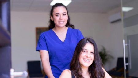 «Ανακαλύπτοντας την Εφηβεία: Πώς Η Αυτοάνοση Ίωση Συνδέεται με τα Κορίτσια!» «Ανακαλύπτοντας την Εφηβεία: Πώς Η Αυτοάνοση Ίωση Συνδέεται με τα Κορίτσια!»