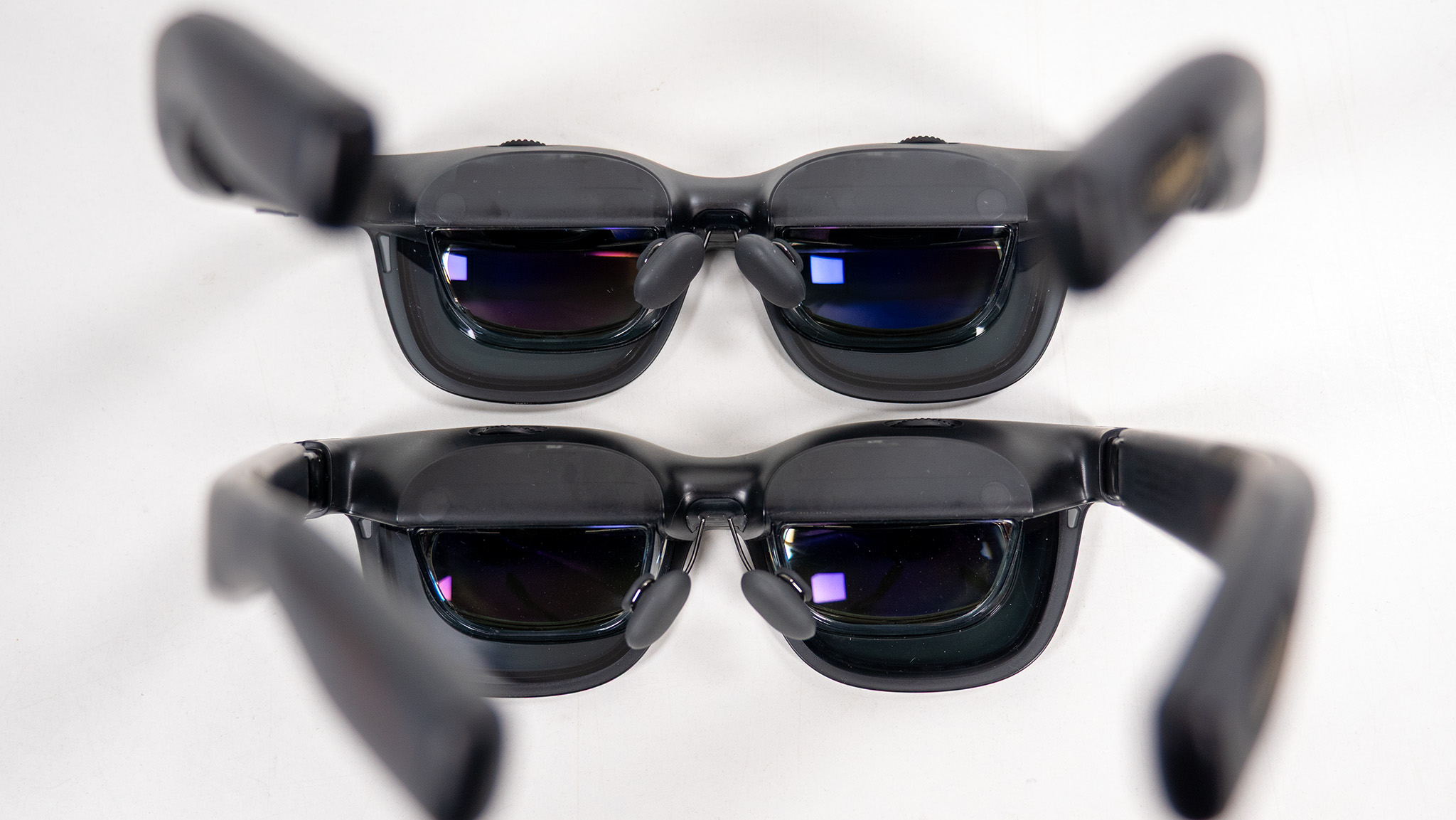 Τα γυαλιά Viture Luma Ultra είναι ομολογουμένως λίγο απογοητευτικά προς το παρόν, αλλά μια έκπληξη Cyberpunk συνεργασίας και η υπόσχεση για περισσότερο χωρικό περιεχόμενο σημαίνει ότι σύντομα θα είναι ένα πραγματικά φονικό ζευγάρι έξυπνων γυαλιών Συγκρίνοντας το Viture Luma Ultra με το Viture Luma Pro