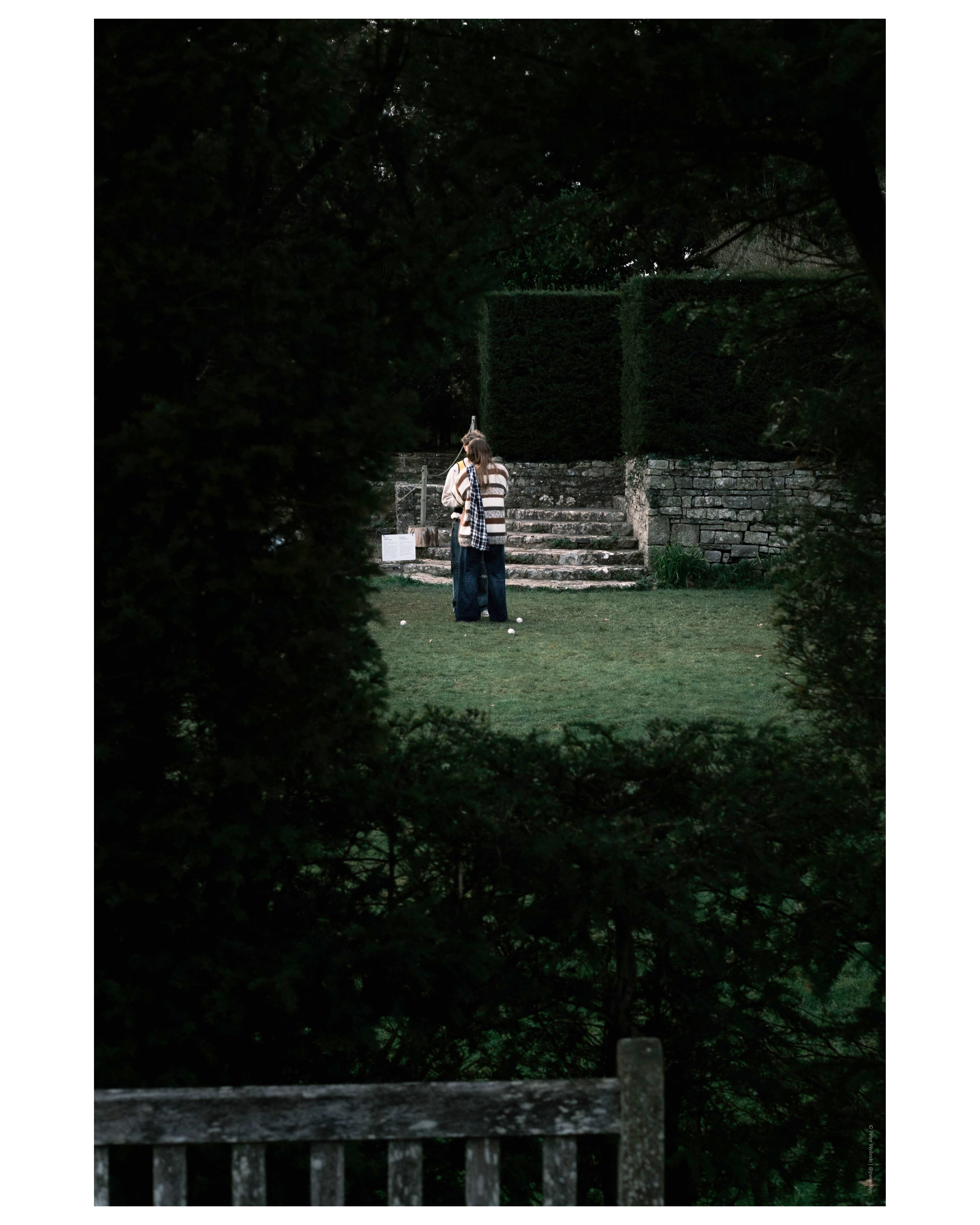 Μια εικόνα ενός αρχοντικού σπιτιού τραβηγμένη σε Fujifilm X-E4