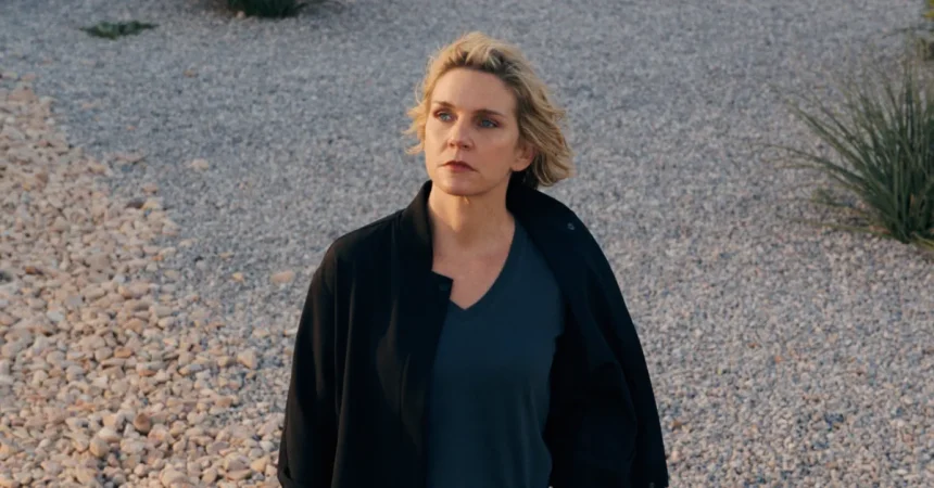 Το τέλος του τελικού του Pluribus αναθεωρήθηκε σε μεγάλο βαθμό μετά την εκτελεστική σημείωση της Apple