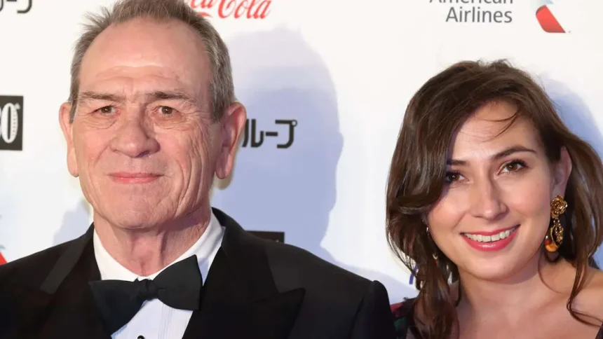 Σοκ στον κόσμο του θεάματος: Μυστηριώδης θάνατος της 34χρονης κόρης του Tommy Lee Jones, Victoria Jones!