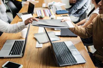 Μεγάλες Αυξήσεις στους Μισθούς του Ιδιωτικού Τομέα στην Ελλάδα το 2026: Ποιες οι Αλλαγές που Έρχονται!