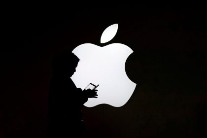 «Apple: Από το γκαράζ στην κορυφή της παγκόσμιας χρηματιστηριακής αξίας – Η ανατρεπτική ιστορία που θα σας καθηλώσει!»