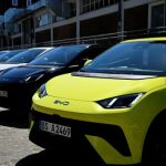 Σοκ στον κόσμο της ηλεκτροκίνησης: Η BYD του έδωσε «χρυσό» χτύπημα και εκθρόνισε την Tesla!