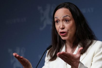 «Μαρία Κορίνα Ματσάδο: Επικίνδυνοι Σχεδιασμοί για Εξουσία στη Βενεζουέλα — Η Αποκαλυπτική Στρατηγική που Θα σας Σοκάρει!»