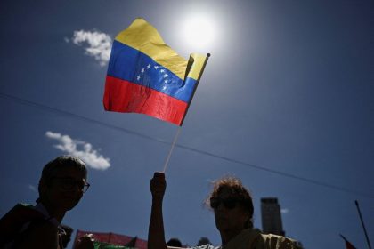 Σοκ στην Παγκόσμια Σκηνή: Ποιες Χώρες Σηκώνουν Φωνή κατά της Επιθετικότητας των ΗΠΑ στην Βενεζουέλα!