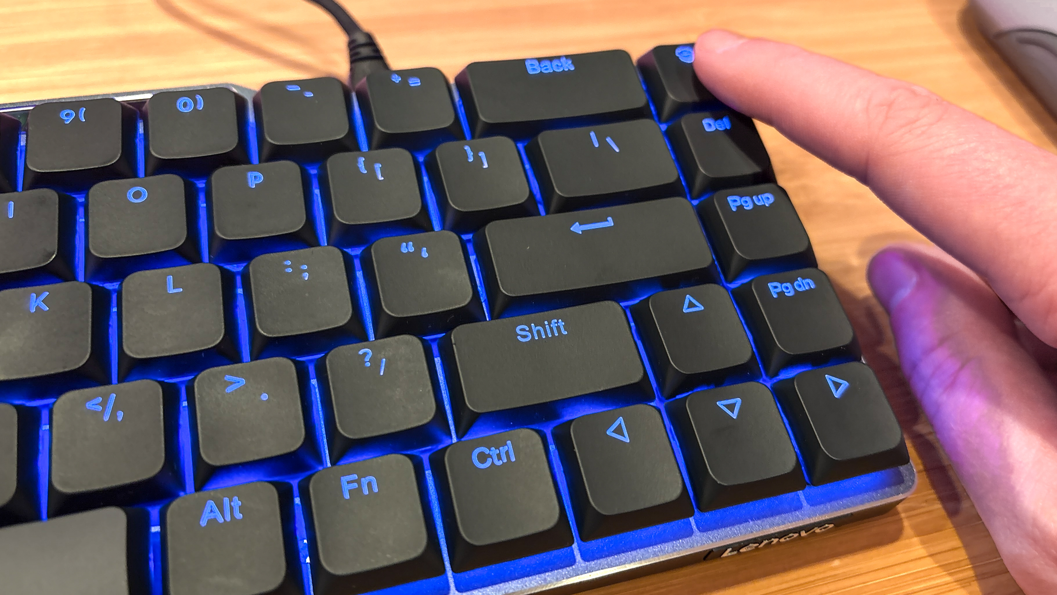 Έννοια προσαρμοζόμενου πληκτρολογίου Lenovo