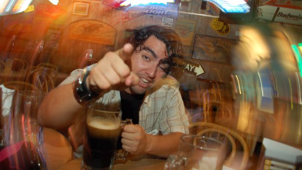 «Απίστευτο: Πώς κάποιοι μεθούν χωρίς σταγόνα αλκοόλ – Ανακαλύψτε το μυστήριο του Συνδρόμου Αυτοζύμωσης!»