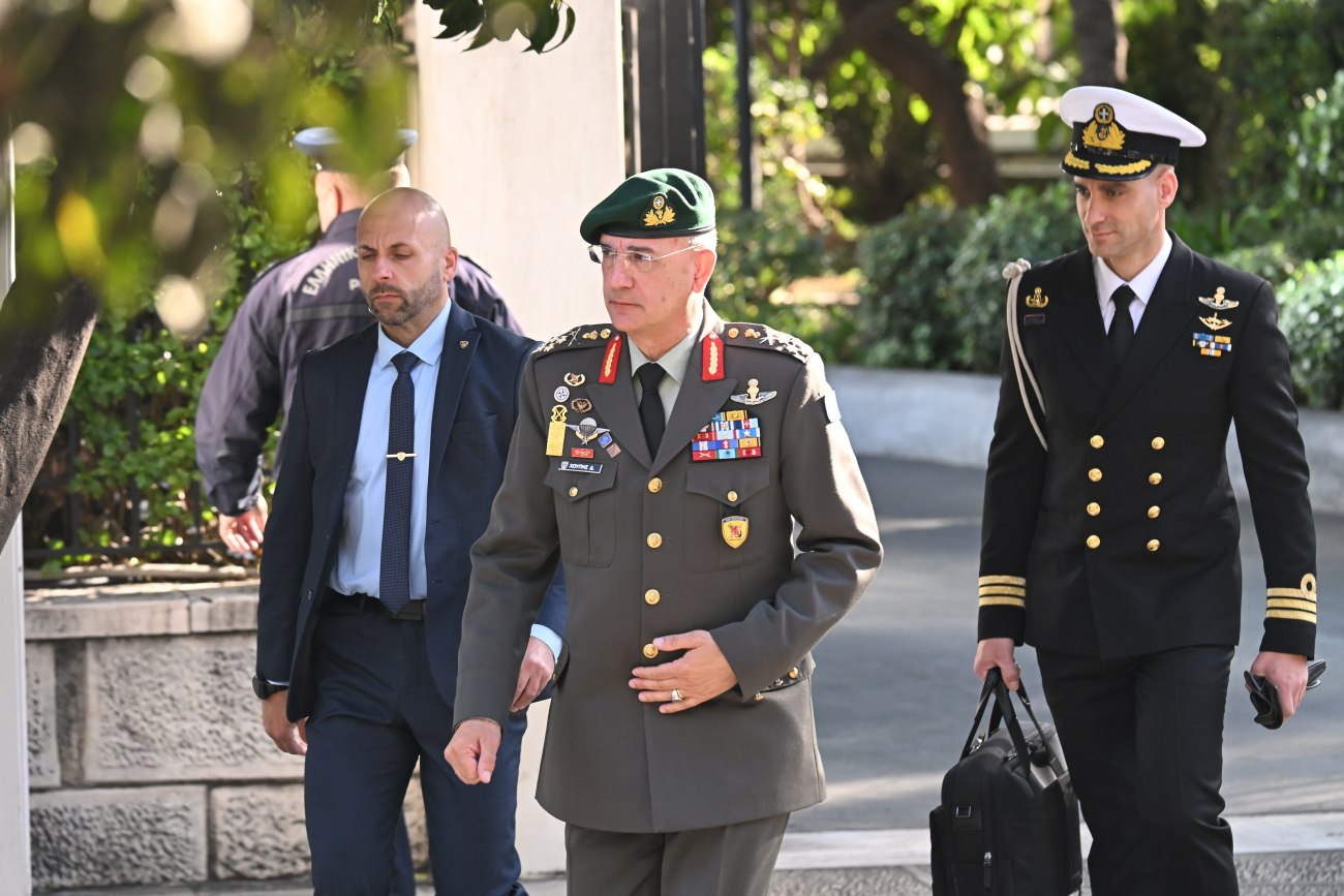 «Η ΚΥΣΕΑ Αποφασίζει: Εύσημα ή Κατακραυγή; Παράταση Θητείας για Αρχηγούς Ενόπλων Δυνάμεων, ΕΛ.ΑΣ. και Πυροσβεστικής!»