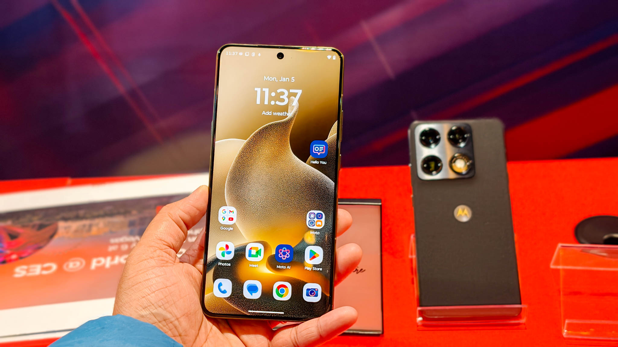 CES 2026: Η Motorola Signature έχει τις καλύτερες κάμερες και λογισμικό από οποιοδήποτε τηλέφωνο Moto, αλλά υπάρχει ένα πρόβλημα Πρακτική δοκιμή Motorola Signature στο Android Central