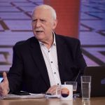 «Σοκαριστική είδηση: Πέθανε ο θρυλικός Γιώργος Παπαδάκης, ο δημοσιογράφος που έκανε αδιαμφισβήτητους πρωταγωνιστές τις γενιές της τηλεόρασης!»