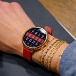 Το Pebble Round 2 προσφέρει κομψή, απογυμνωμένη εναλλακτική του Time 2