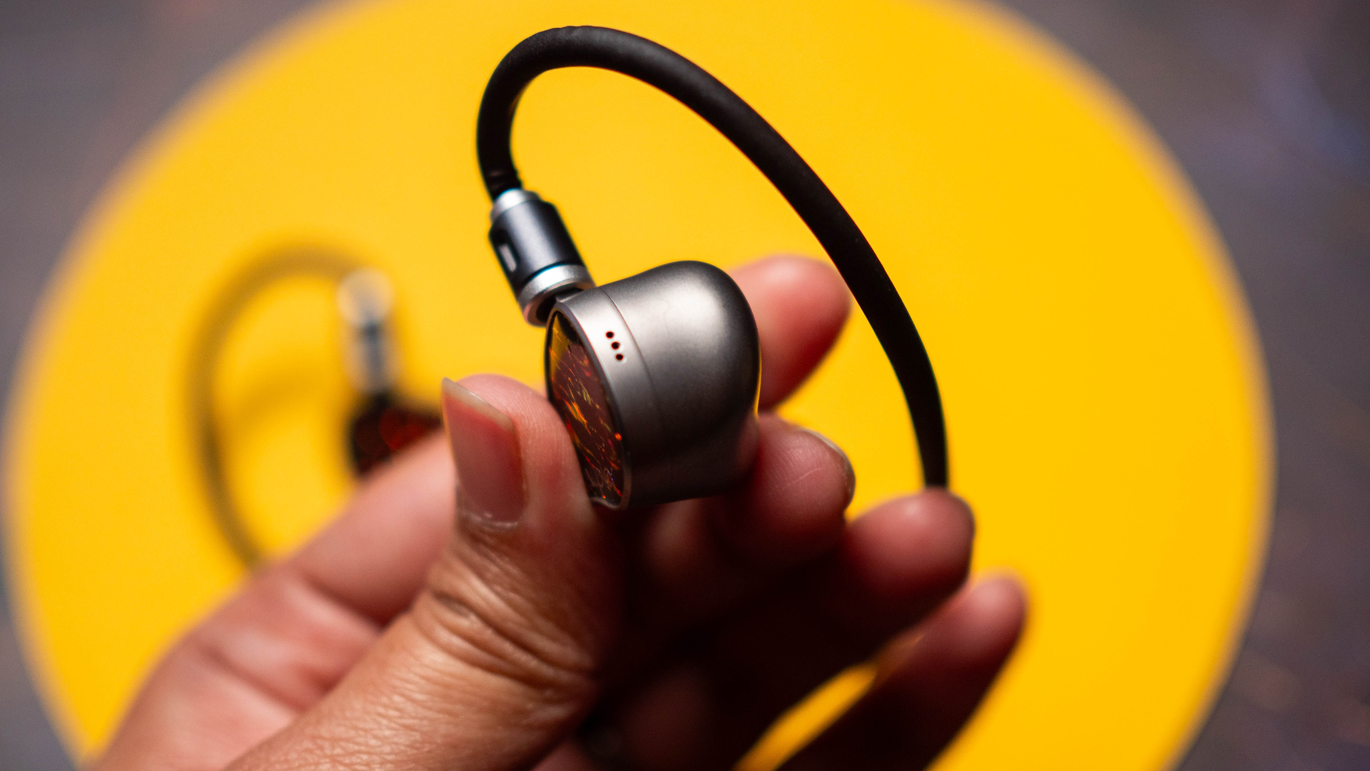 Ανασκόπηση Thieaudio Valhalla IEM στο Android Central