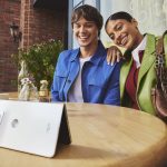 Γνωρίστε το Razr Fold: ο υποψήφιος της Motorola έναντι της αναδιπλούμενης σειράς της Samsung