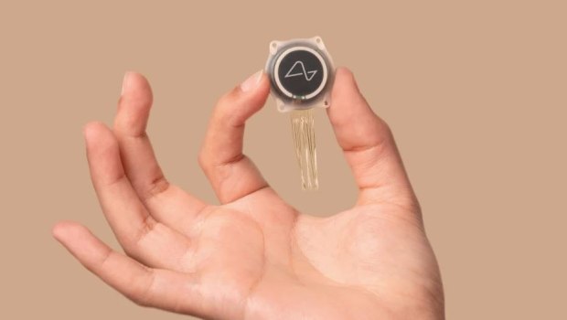 Σοκ! Η Neuralink του Μασκ Ετοιμάζεται να Επαναστατήσει με Μαζική Παραγωγή Εγκεφαλικών Εμφυτευμάτων!