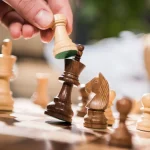 Το σκάκι δεν είναι δίκαιο—οπότε τακτοποιήστε ξανά τα κομμάτια