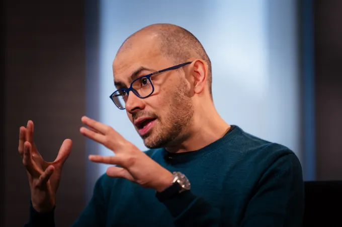 Το 2025 ήταν η χρονιά που η τεχνητή νοημοσύνη έλαβε έναν έλεγχο vibe