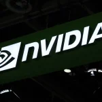 Η Nvidia φέρεται να ζητά από τους Κινέζους πελάτες να πληρώσουν προκαταβολικά για τα τσιπ H200 AI