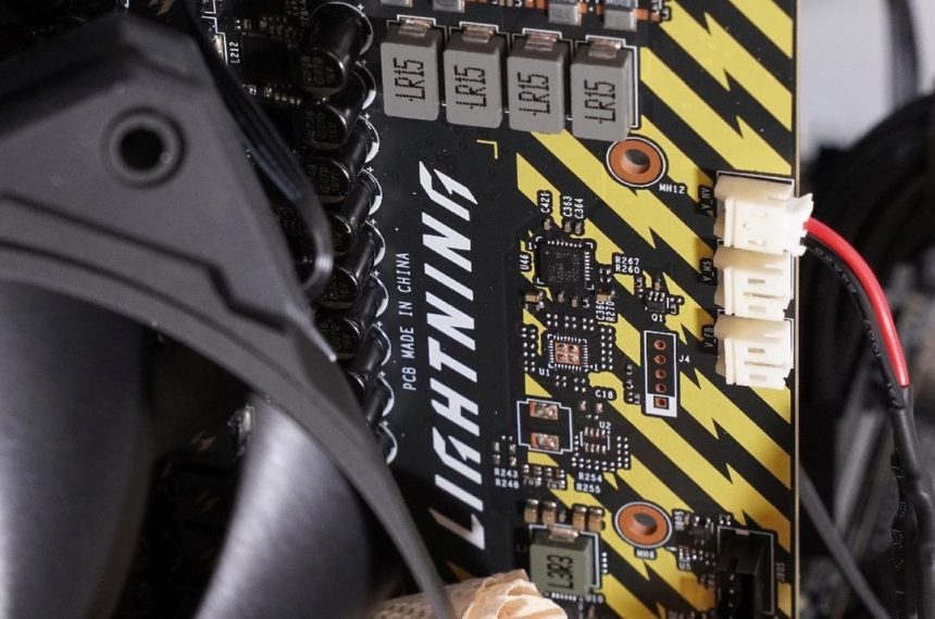 Το MSI RTX 5090 Lightning Z επιτυγχάνει ρεκόρ συχνότητας GPU 3,75 GHz, έως 2500 W BIOS "XOC", κατέχει την 1η θέση σε πολλά σημεία αναφοράς GPU