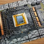 GPU MSI GeForce RTX 5090 Lightning Z OCER με εντυπωσιακό VRM 40 φάσεων, υπερχρονισμένο στα 3,45 GHz & 36 Gbps στο GDDR7