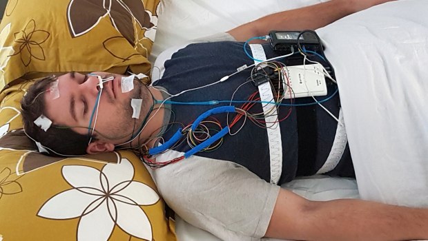 «Αυτό το Μοντέλο ΑΙ Αποκαλύπτει Τι Κρύβεται πίσω από τις Καταγραφές Ύπνου: Προβλέπει τον Κίνδυνο Δεκάδων Ασθενειών!»