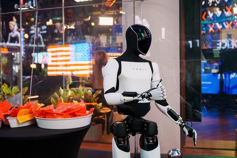 Ανακαλύψτε τα Ρομπότ που Θα Επαναστατήσουν το Σπίτι σας! Η Τεχνητή Νοημοσύνη στον Ρόλο του Οικονομικού Υπηρέτη!