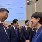 «Κίνα: Ξεσπάει Πόλεμος στην Εμπορική Διαμάχη με την Ιαπωνία – Ανακαλύψτε τις Καταστροφικές Συνέπειες!»