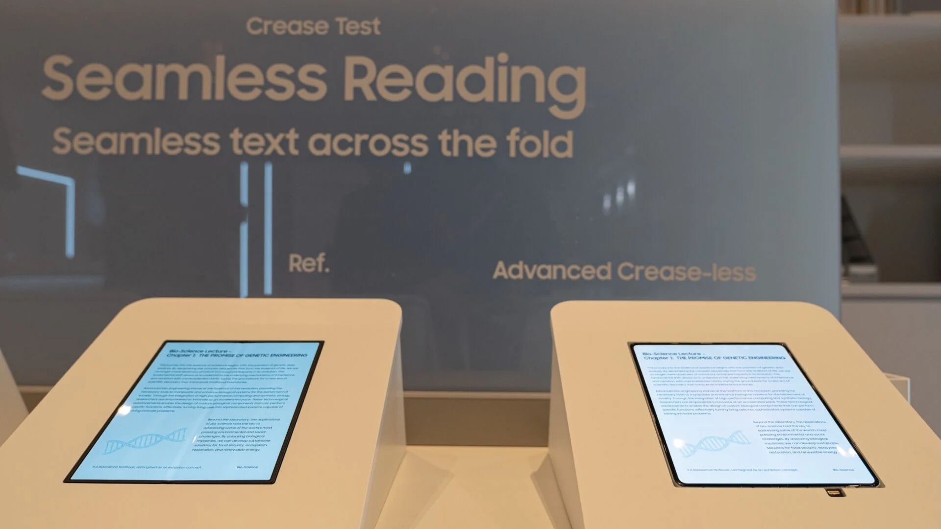 Σύγκριση πτυσσόμενου πάνελ oled χωρίς τσάκιση οθόνης samsung ces 2026