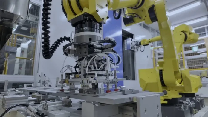 Τα τηλέφωνα Galaxy της Samsung κατασκευάζονται τώρα με ακόμη περισσότερα ρομπότ