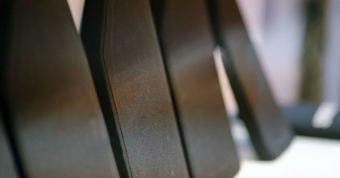 «Επαναστατική Τεχνολογία: Γνωρίστε τα «Αθάνατα» Κεραμικά που Δε Σπάνε Πια!»