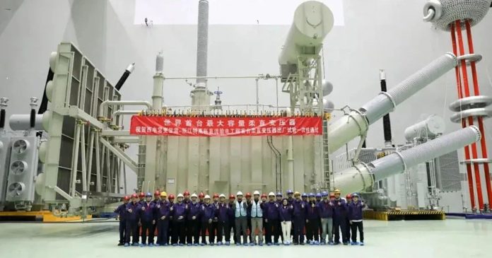 Απίστευτο: Η Κίνα Θέσπισε Νέο Παγκόσμιο Ρεκόρ στη Μεταφορά Πράσινης Ενέργειας!