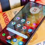 Αυτό είναι το οικονομικό τηλέφωνο που μειώνει απόλυτα τη διάρκεια ζωής της μπαταρίας