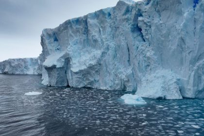 «Συναρπαστική Ανατροπή: Χαμένο Ρομπότ στην Ανταρκτική Φέρνει Απαίσια Μυστικά για την Εξαφάνιση των Πάγων!»