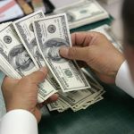 «Δολάριο: Η Εντυπωσιακή Ανατροπή του 2026 - Πώς Ξεπέρασε τις Απώλειες-Ρεκόρ των 8 Ετών!»