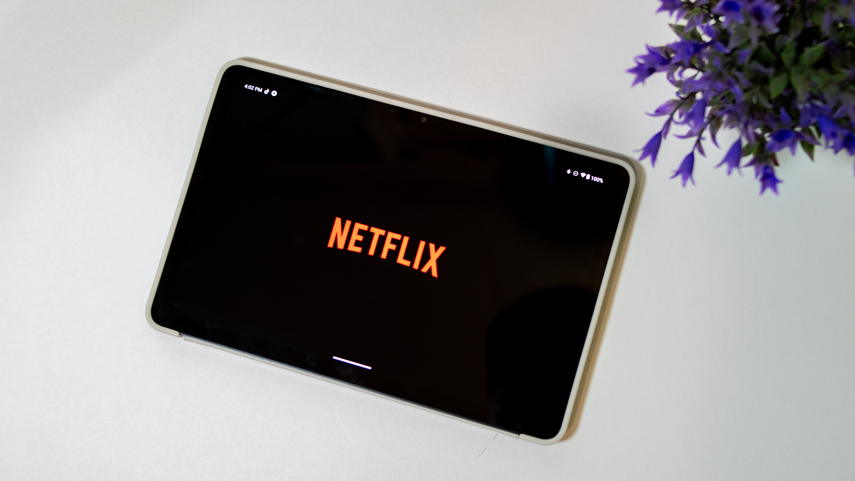 Netflix splash οθόνη σε tablet