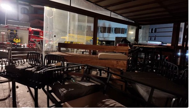 «Σοκ στην Ελβετία: 40 Νεκροί από Φονική Έκρηξη σε Μπαρ του Κραν Μοντανά!»