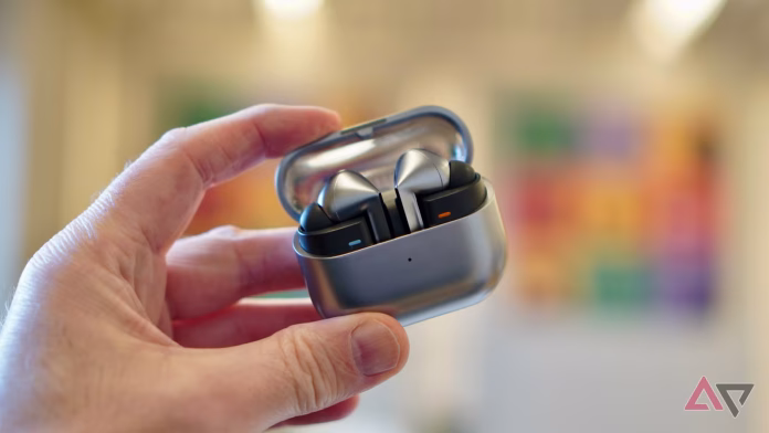 Τα εξαιρετικά Galaxy Buds3 Pro αξίζουν πολύ περισσότερο σεβασμό από ό,τι έχουν