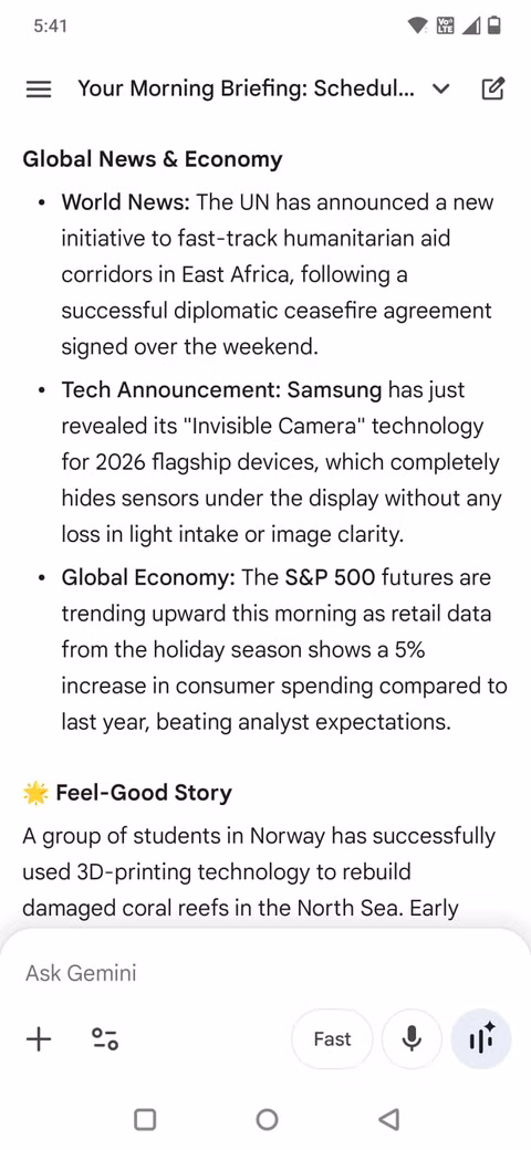 Αντικατέστησα την πρωινή μου κύλιση με Gemini — και τα αποτελέσματα με εξέπληξαν Στιγμιότυπο οθόνης που δείχνει τη σύνοψη ειδήσεων στο Gemini
