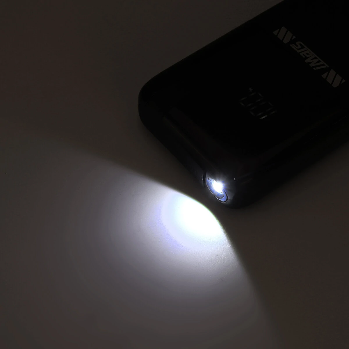 Ανακαλύψτε το iMars I-J12: Το Jump Starter που χωράει στην τσέπη σας και έχει μπαταρία 16.000mAh – Μη το χάσετε μόλις στα 25.6€! iMars I-J12 16000mAh Portable Car Jump Starter 2