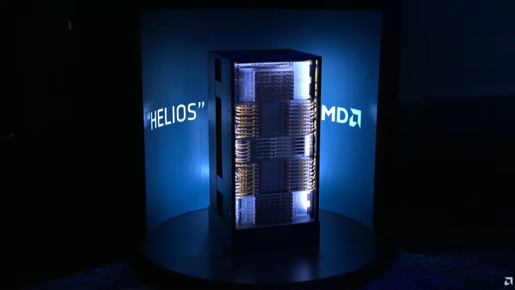 Ένας διακομιστής AMD με την ένδειξη Helios εμφανίζεται σε μια αναμμένη πλατφόρμα σε μπλε φόντο με το λογότυπο της AMD.